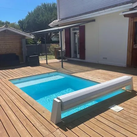 Ares Beach Villa *